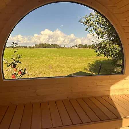 Ferienhaus-deichbrand Tatil Evi *